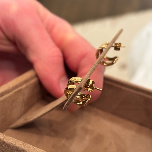 DAVID YURMAN MERCER DOUBLE HOOP HUGGIE EARRINGS - Picture 3 of 7